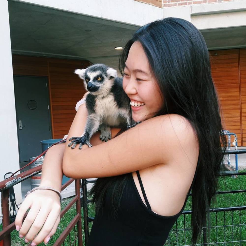 Meet your Posher, Catie